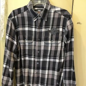 Men’s Harley Davidson shirt